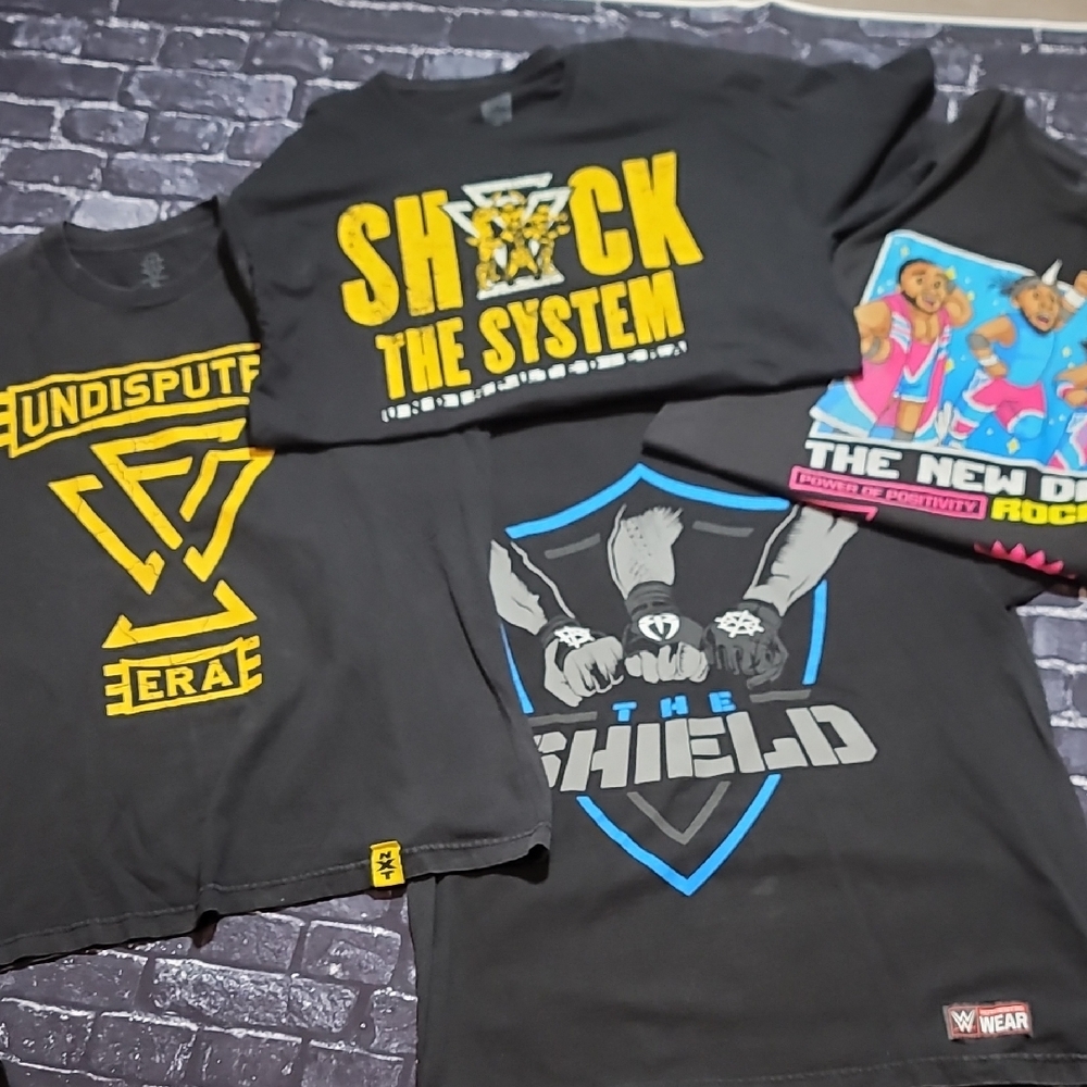 WWE WRESTLING TEES ALL SIZE XL 4 For $45 BUNDLE DEAL
